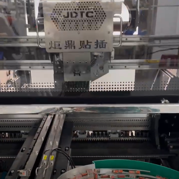 適配器插件機(jī)：打造高效穩(wěn)定電源適配器生產(chǎn)線的核心裝備